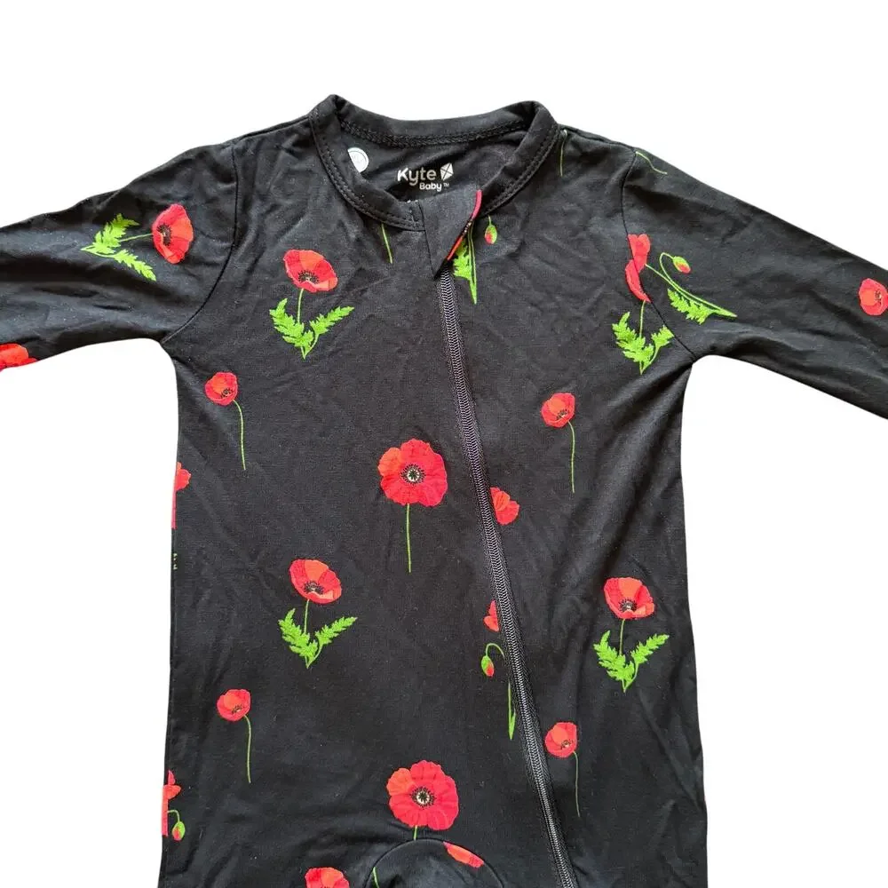 NWOT KYTE Baby Zippered Romper in Midnight Poppies Black Bamboo Size 12 Months